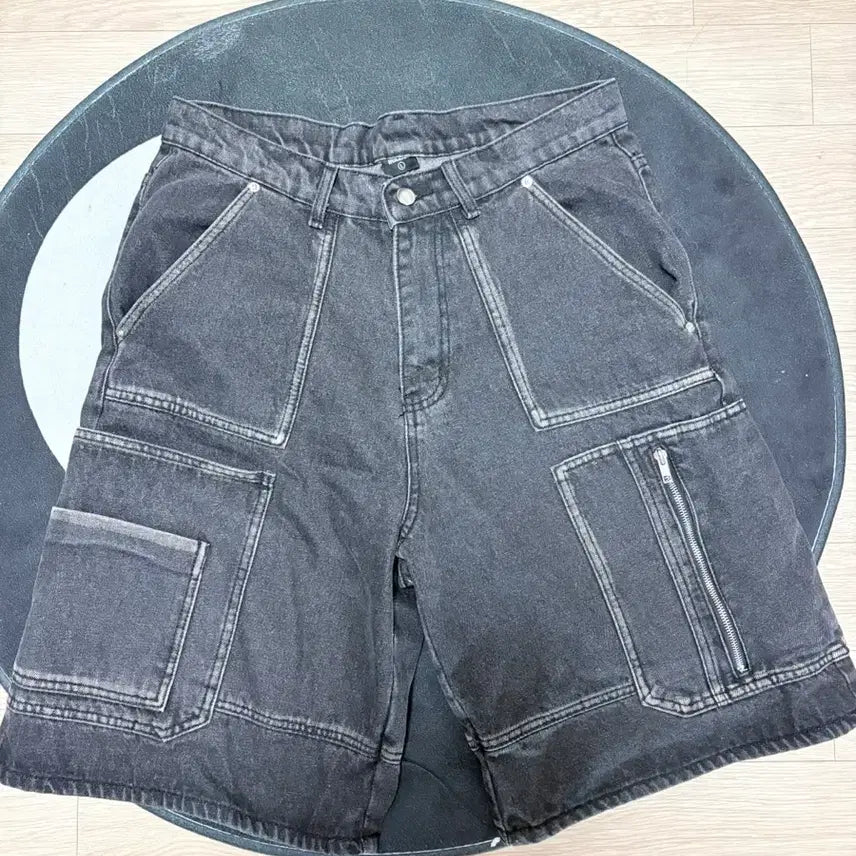 [BUNJANG] Trillion Utility Bermuda Washed Denim Shorts L Black / 트릴리온 유틸리티 버뮤다 워싱 데님 쇼츠 L BLACK