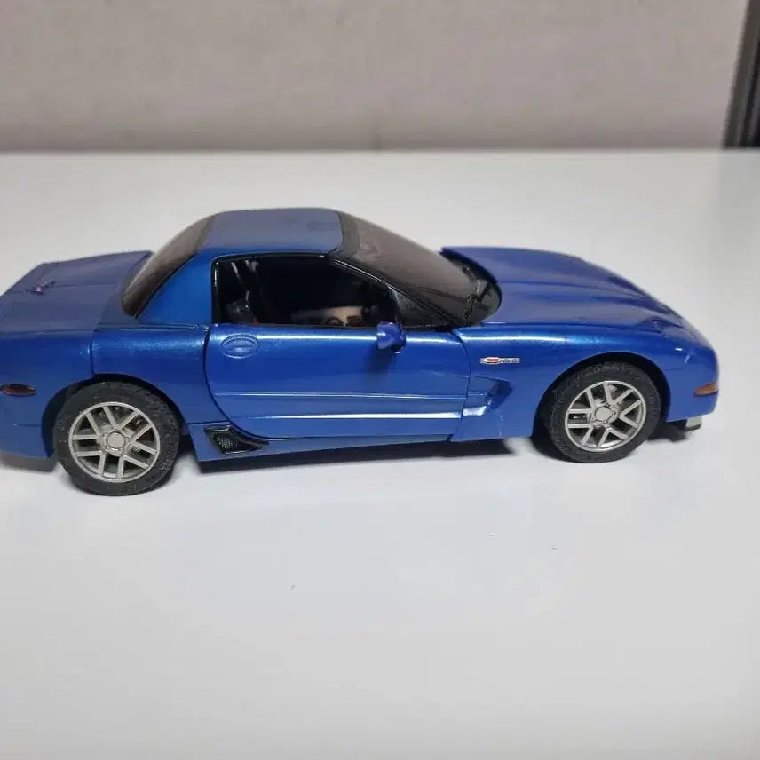 [BUNJANG] Transformers Alternators Tracks Figure / 트랜스포머 알터네이터즈 트랙스
