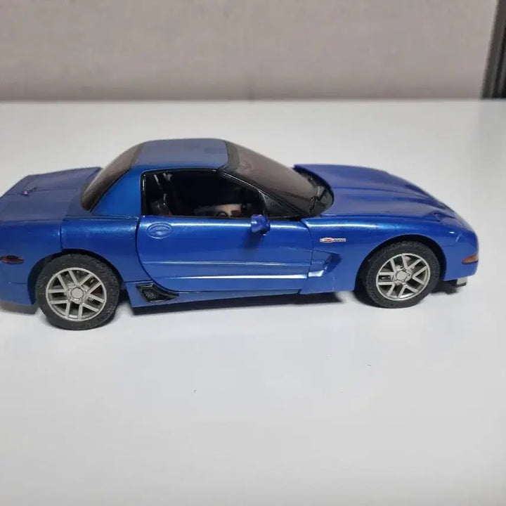 [BUNJANG] Transformers Alternators Tracks Figure / 트랜스포머 알터네이터즈 트랙스