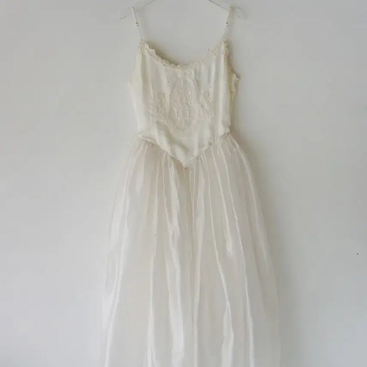 [SOLD OUT] 르콩  Motif Lace 롱드레스 (웨딩촬영추천)