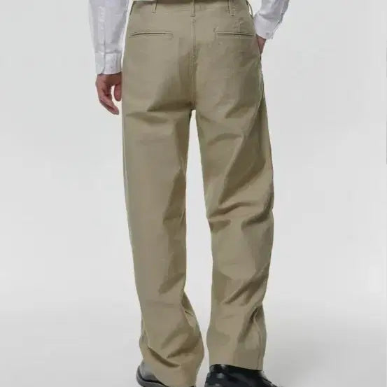 [BUNJANG] Musinsa Standard Back Satin Officer Pants / 무신사 스탠다드 백사틴 오피서 팬츠