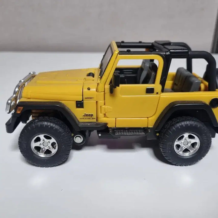 [BUNJANG] Transformers Alternators Swindle Figure / 트랜스포머 알터네이터즈 스윈들