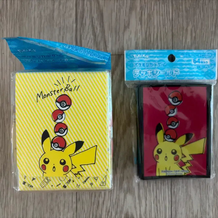 [BUNJANG] Pokemon Pikachu Drawing Deck Case and Card Sleeve Set / 포켓몬 피카츄 드로잉 카드 슬리브 덱케이스 세트