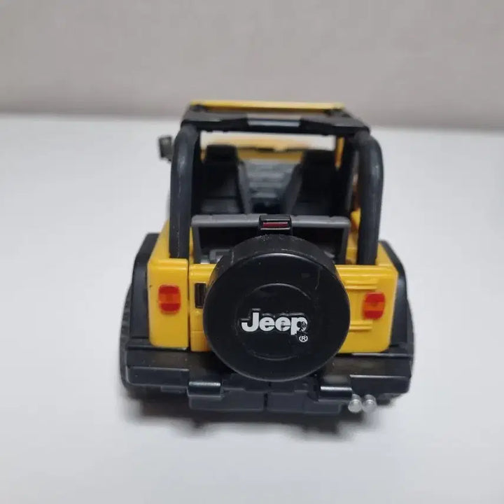 [BUNJANG] Transformers Alternators Swindle Figure / 트랜스포머 알터네이터즈 스윈들