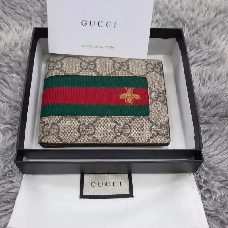 [SOLD OUT] [풀박스/S급]구찌 GG 웹 수프림 꿀벌 반지갑