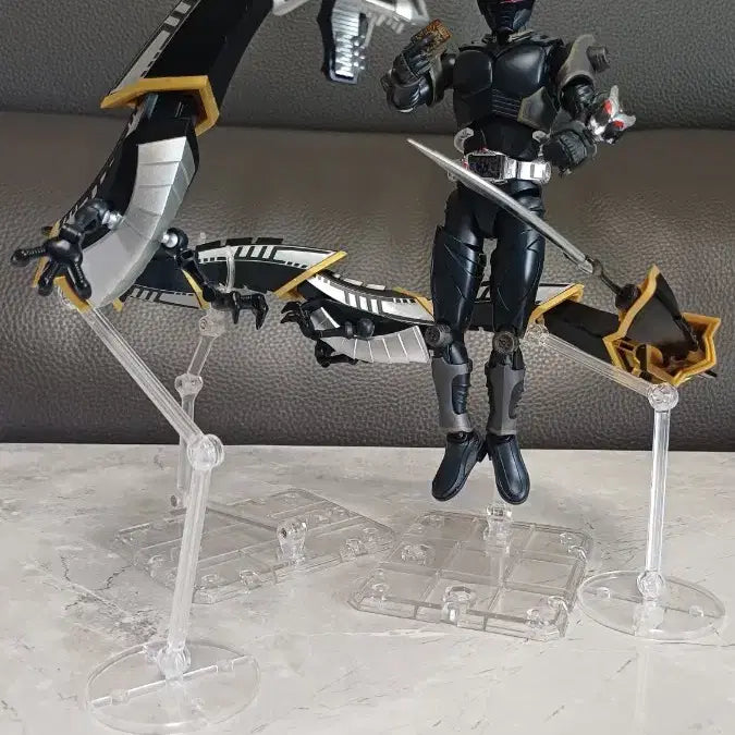 [BUNJANG] Kamen Rider Ryuga Figure Rise Standard Completed Figure / 가면라이더 류우가 피규어 라이즈(완성품)