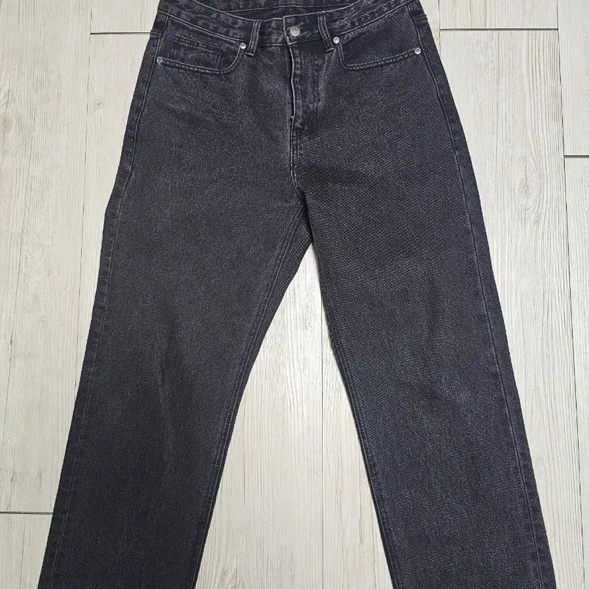 [BUNJANG] Musinsa Standard Black Jeans (Size 30) / 무신사스탠다드 블랙진 (30)