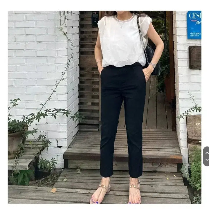 [BUNJANG] Dear Roz Cropped Ribbed Blouse - Ivory / 디어로즈 크롭 시보리 블라우스 - 아이보리