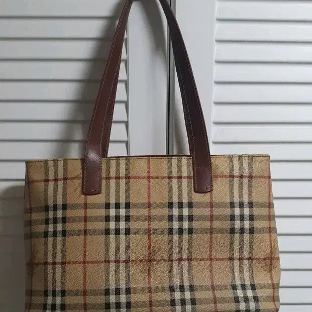 [SOLD OUT] Haymarket 버버리 클래식 체크 토트백