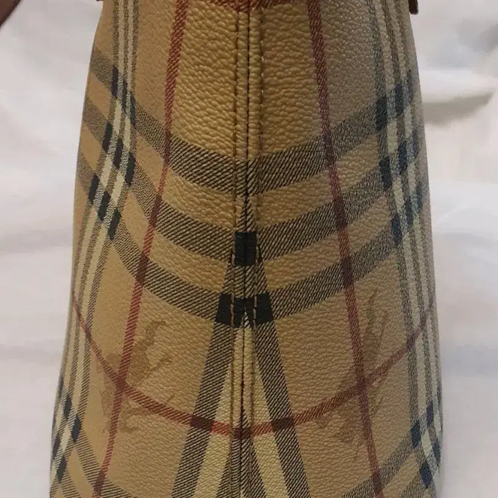 [SOLD OUT] Haymarket 버버리 클래식 체크 토트백
