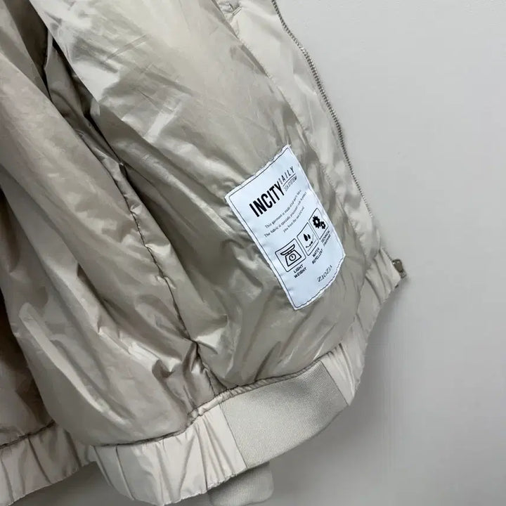 [BUNJANG] ZIOZIA Cream Beige Windbreaker Jacket / 지오지아 크림 베이지 바람막이 자켓