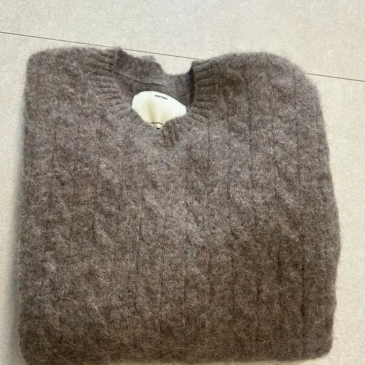 [BUNJANG] Pottery Brushed Alpaca Mohair Cable Knit Sweater Tobacco / 포터리 모헤어 케이블 니트/토바코(2)