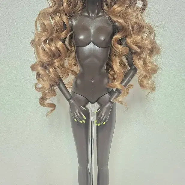 [BUNJANG] Fashion Royalty Dominique Nude (Includes Wig) / 패션로얄티 도미니끄 누드(가발포함)