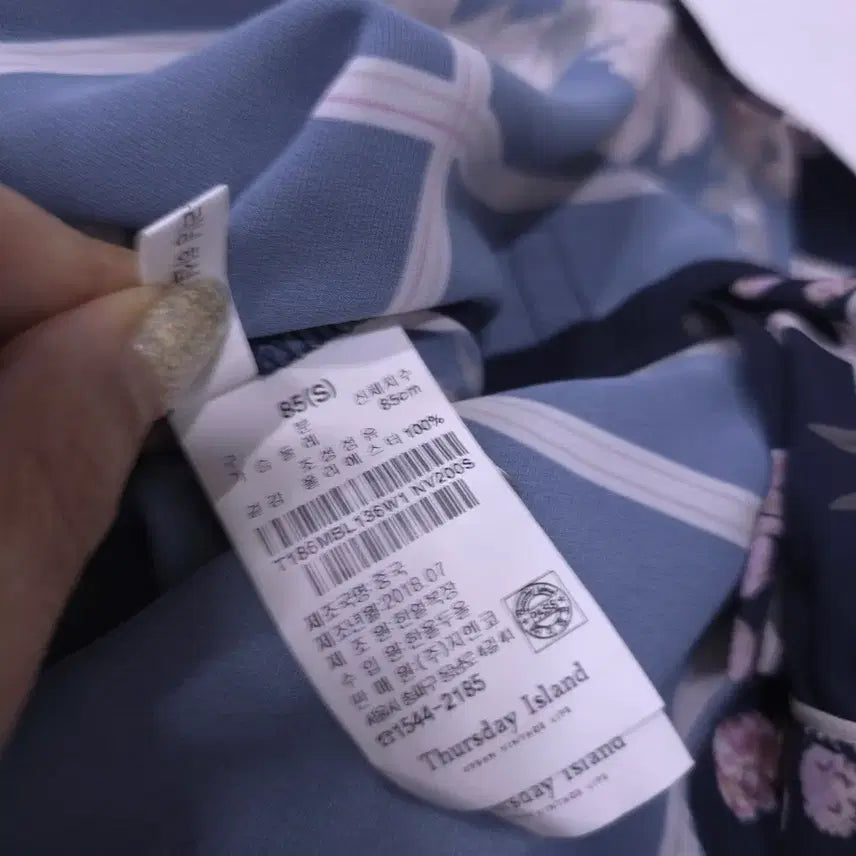 [BUNJANG] Thursday Island Floral Chiffon Blouse / 써스데이아일랜드) 거의새거 플라워 쉬폰 블라우스 -55