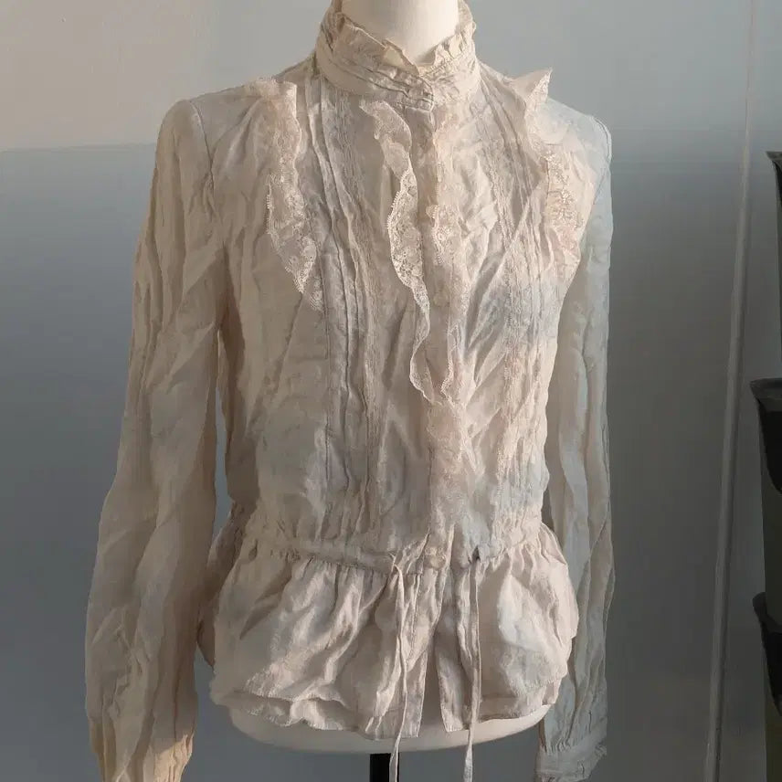 [SOLD OUT] [빈티지] 레이스 핀턱 블라우스 아이보리