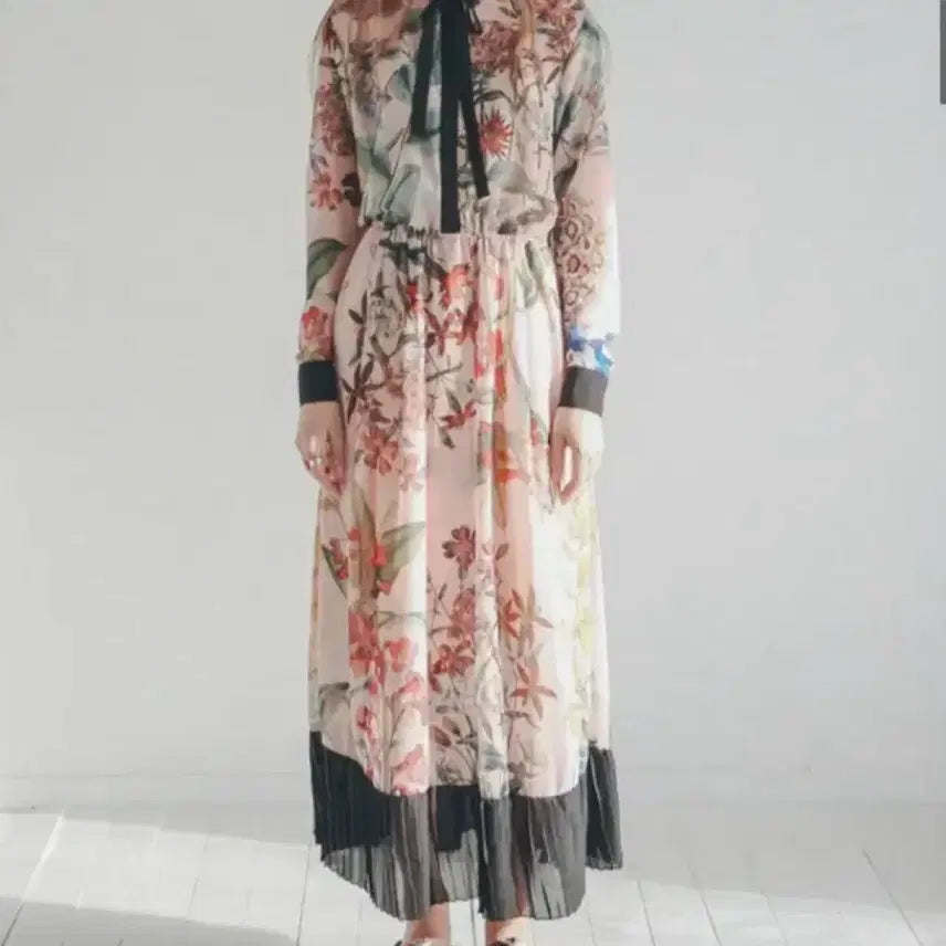[BUNJANG] Stay With Me Flower Pattern Long Chiffon Dress / 스테이위드미 플라워 패턴 롱 쉬폰 원피스
