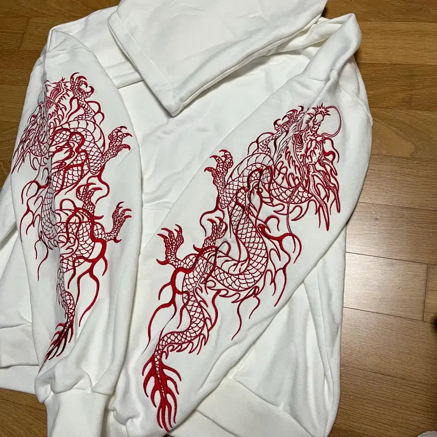 [BUNJANG] What the Party Dragon Hoodie / 왓더파티 드래곤 후드티 미실착 보관 판매