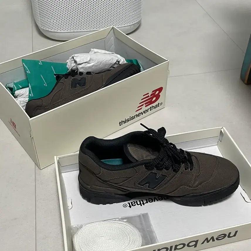 [BUNJANG] New Balance x Thisisneverthat 550 Brown Sneakers / [265] 뉴발란스 x 디스이즈네버댓 550 브라운