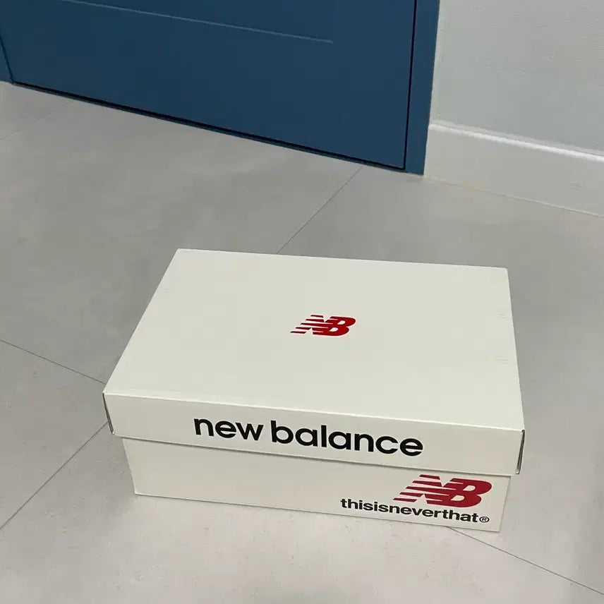 [BUNJANG] New Balance x Thisisneverthat 550 Brown Sneakers / [265] 뉴발란스 x 디스이즈네버댓 550 브라운