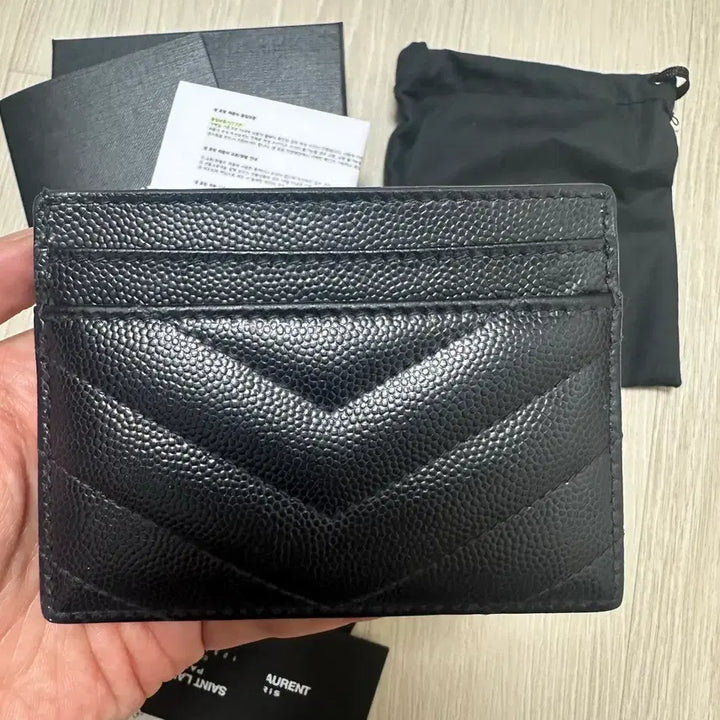 [BUNJANG] Saint Laurent Matelassé Cardholder Black Full Set / 생로랑 마틀라세 카드지갑 블랙 정품(풀구성)