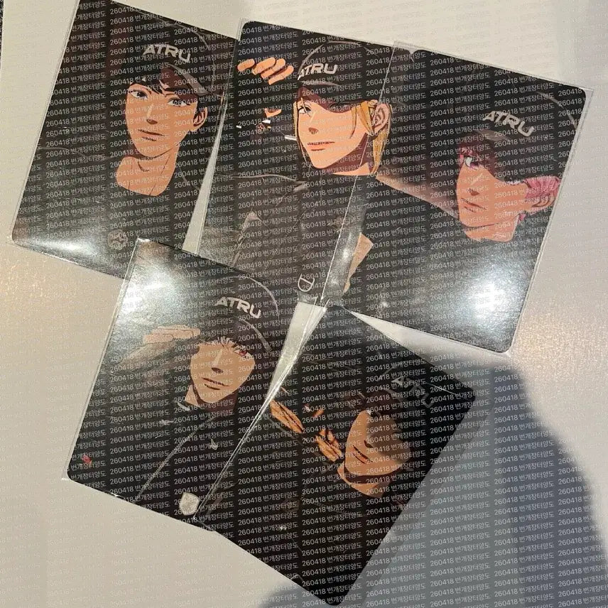 [SOLD OUT] 5인 드볼 플레이브 더현대 팝업 럭드 셋트