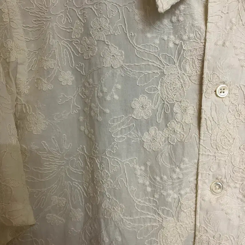 [BUNJANG] Sunflower Embroidered Shirt / Sunflower 자수 셔츠