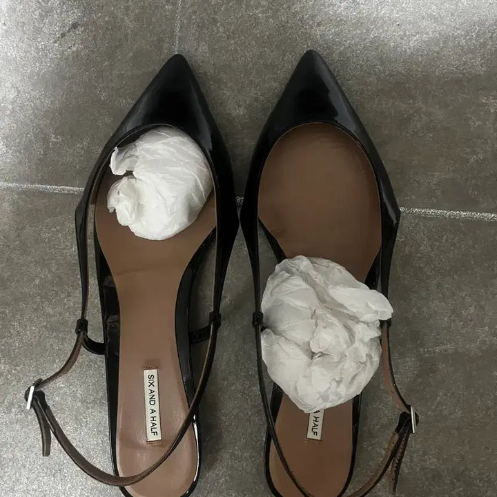 [SOLD OUT] 식스앤어하프 kaia 블랙 245