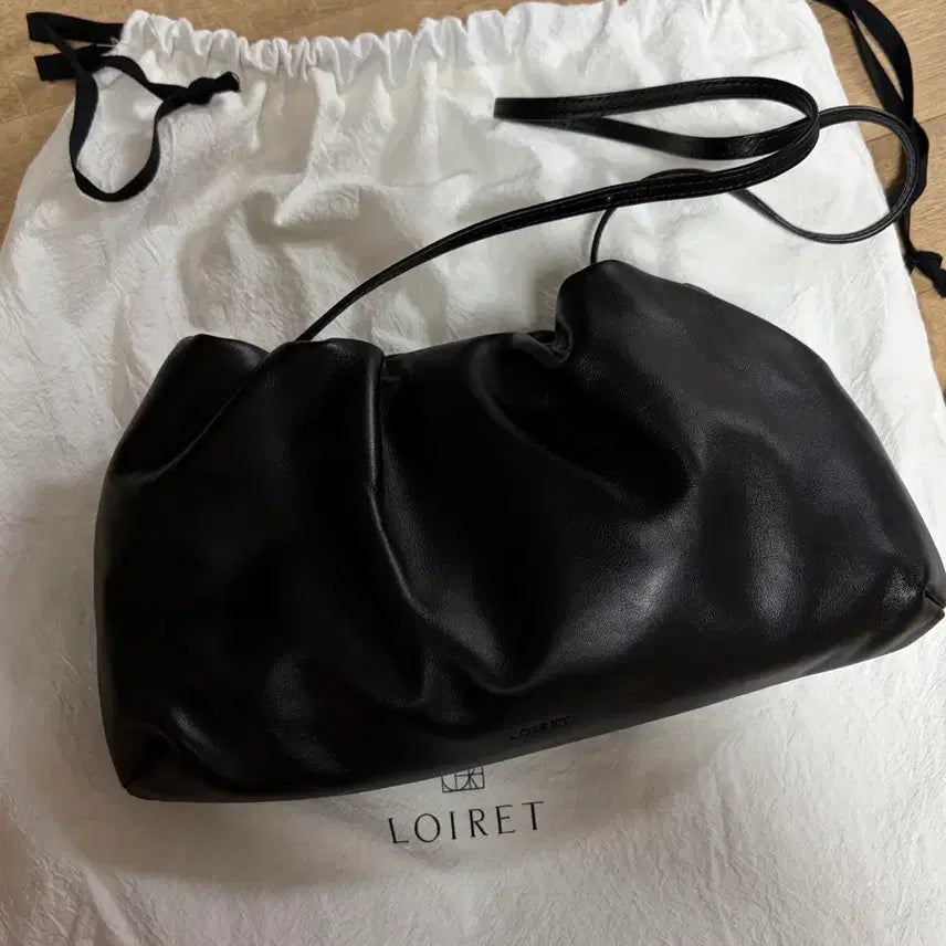 [BUNJANG] Luaure Venny Clutch Shoulder Bag / 루아레 Venny Clutch Shoulder Bag