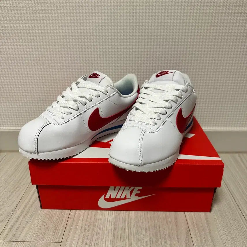 [BUNJANG] Nike Women Cortez White Red Blue Sneakers / 나이키 우먼 코르테즈 흰빨 파랑 운동화