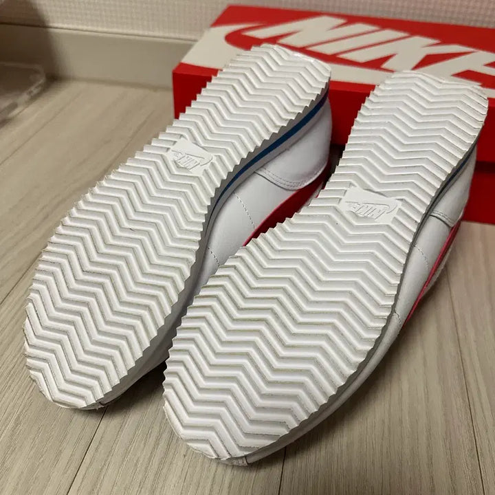 [BUNJANG] Nike Women Cortez White Red Blue Sneakers / 나이키 우먼 코르테즈 흰빨 파랑 운동화