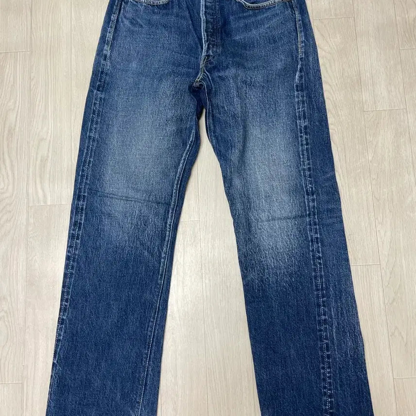 [BUNJANG] Full Count 1101 Mid Blue Wash Jeans / 풀카운트 1101 중청 워싱 31/32
