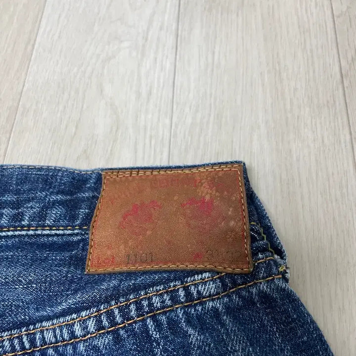 [BUNJANG] Full Count 1101 Mid Blue Wash Jeans / 풀카운트 1101 중청 워싱 31/32