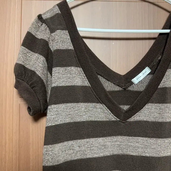 [BUNJANG] 모리걸 하구미 일본 빈티지 브라운 도트 셔츠 스트라이프 반팔 티셔츠 / 모리걸 하구미 일본 빈티지 브라운 도트 셔츠 스트라이프 반팔 티셔츠
