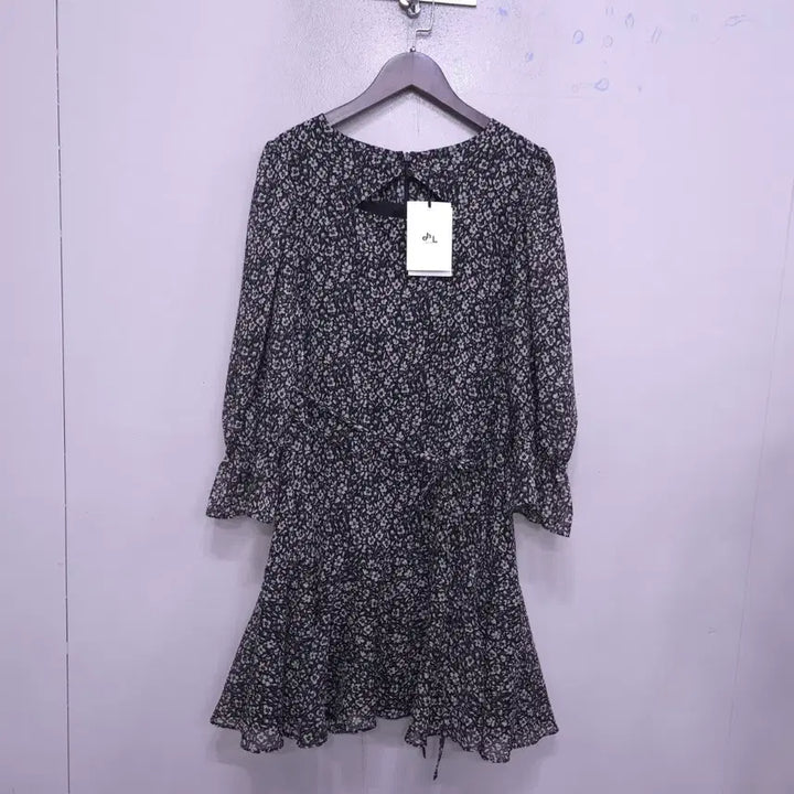 [SOLD OUT] 오앨) 새상품 트라이앵글 쉬폰 미니 원피스 -55