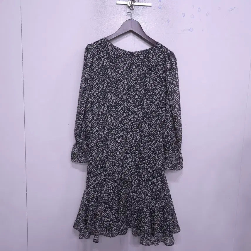[SOLD OUT] 오앨) 새상품 트라이앵글 쉬폰 미니 원피스 -55