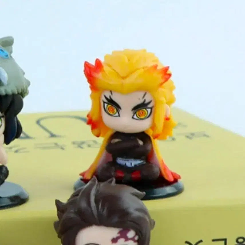 [BUNJANG] Demon Slayer Kyojuro Rengoku Figure / 귀멸의칼날 피규어(렌고쿠 쿄쥬로)