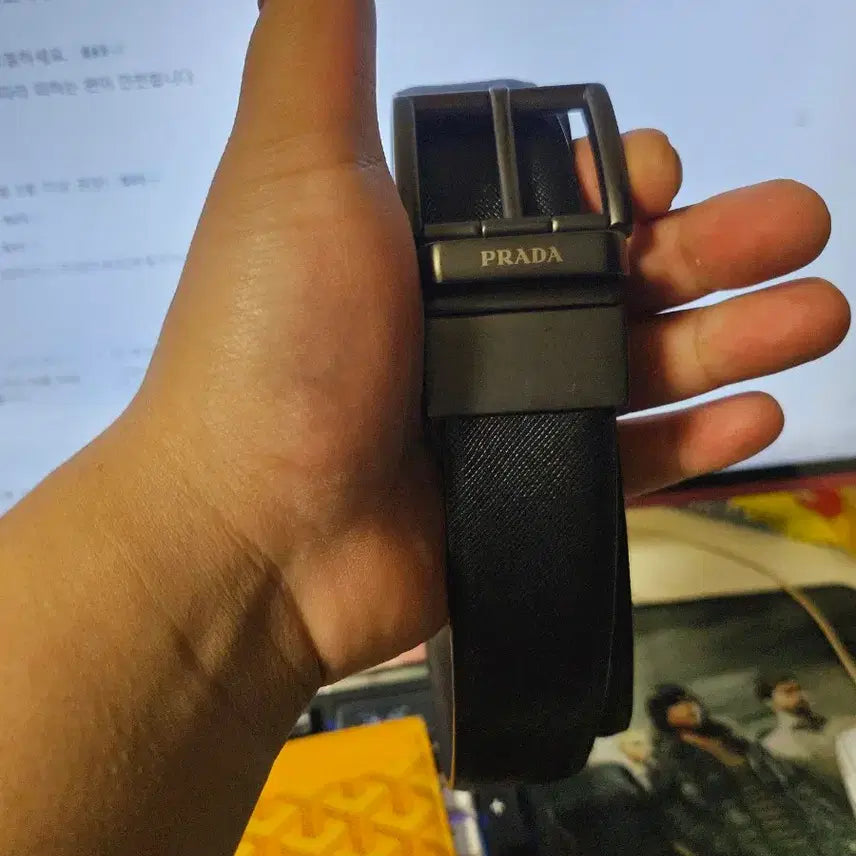 [SOLD OUT] 프라다 남성 벨트 블랙팝니다