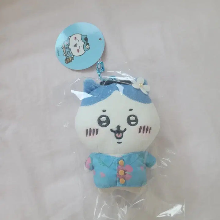 [BUNJANG] Chiikawa Hachiwara Mascot Keychain - Travel Edition / 여행 하치와레 마스코트 인형 키링 치이카와
