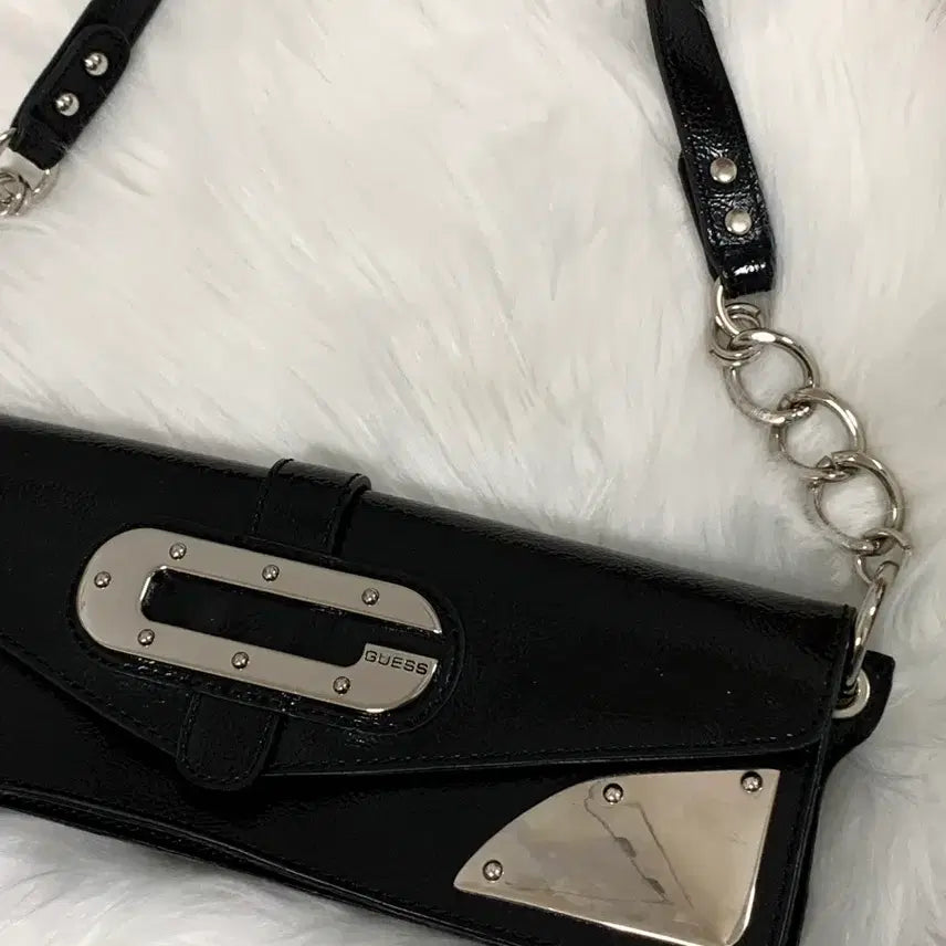 [BUNJANG] Guess Vintage Black Y2k Chain Shoulder Bag / 게스 빈티지 블랙 y2k 체인 숄더백