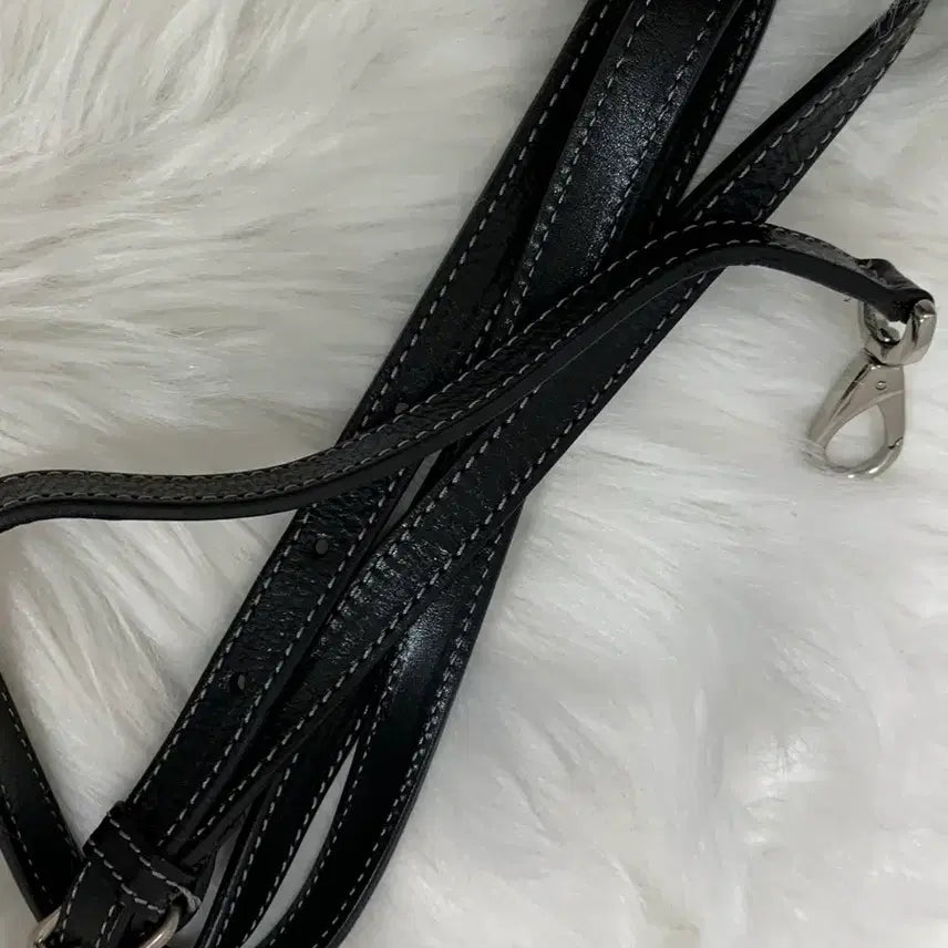 [BUNJANG] Guess Vintage Black Y2k Chain Shoulder Bag / 게스 빈티지 블랙 y2k 체인 숄더백