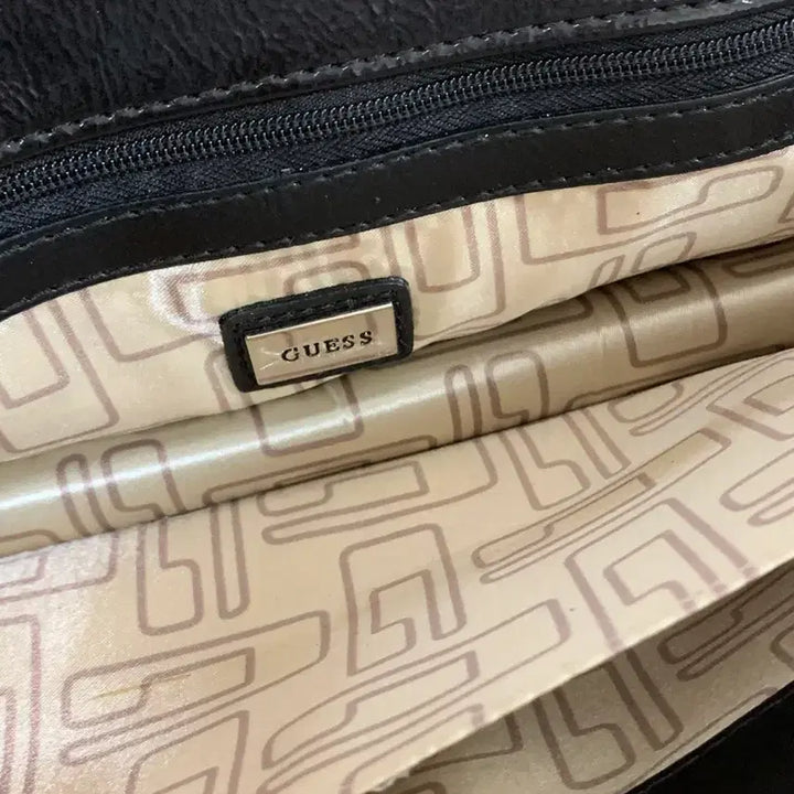 [BUNJANG] Guess Vintage Black Y2k Chain Shoulder Bag / 게스 빈티지 블랙 y2k 체인 숄더백