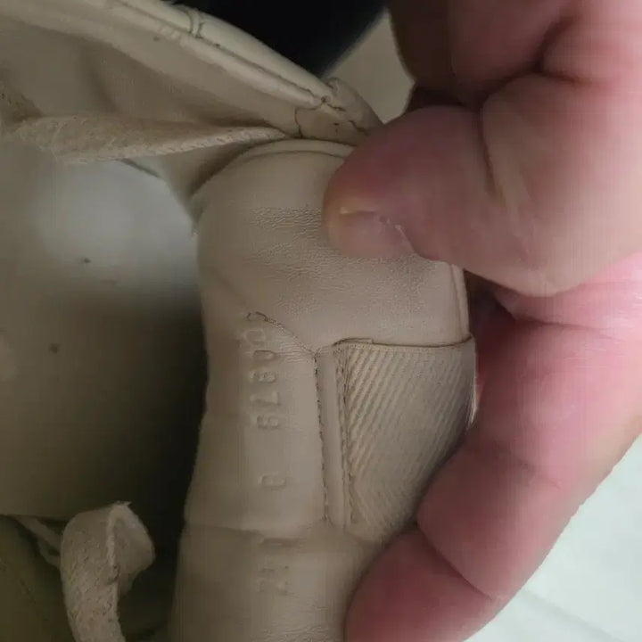 [SOLD OUT] 구찌 라이톤 스니커즈 42사이즈 (국내 270~275)*