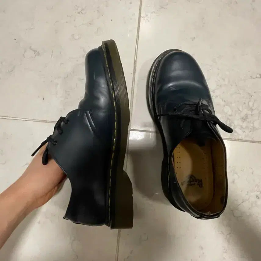 [SOLD OUT] 닥터마틴 1461 uk5 (240)