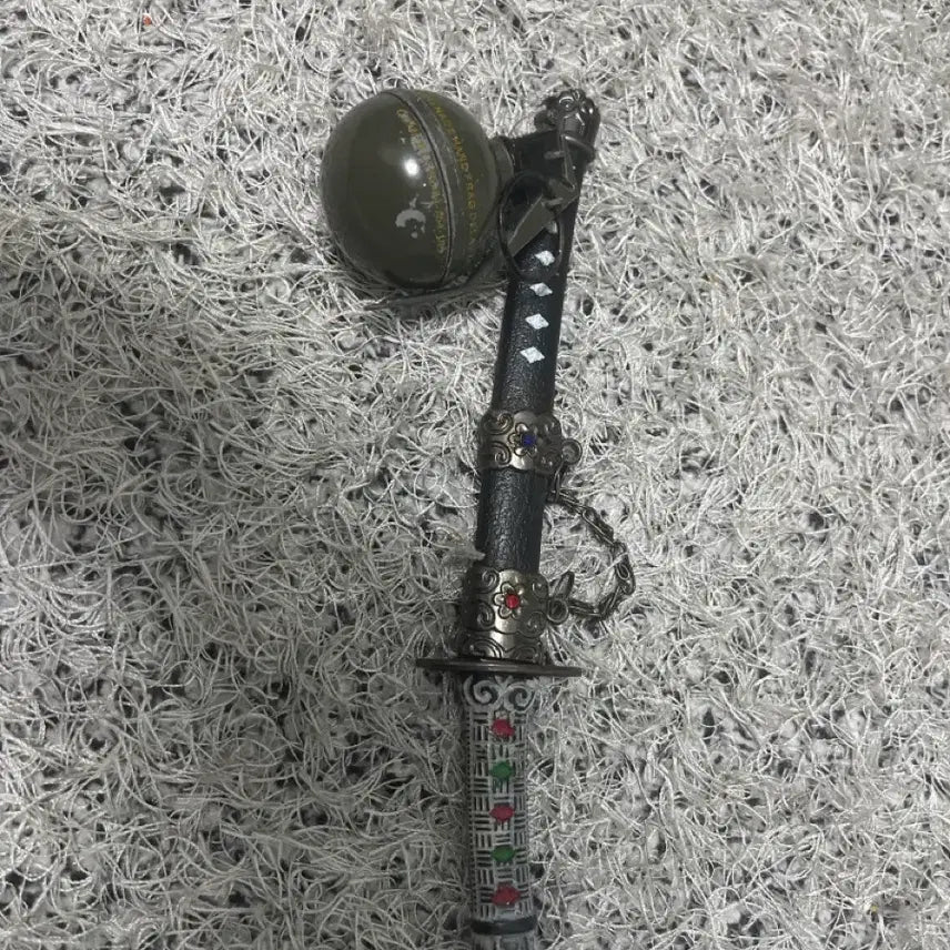 [BUNJANG] Japanese Gacha and Souvenir Bundle Set / 일본 가챠 및 수류탄,검 기념품 일괄로 팝니다