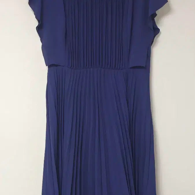 [BUNJANG] The IZ Collection Blue Pleated Long Dress / 더아이잗컬렉션 / 블루 플리츠 롱 원피스 55