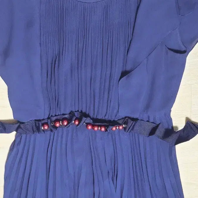 [BUNJANG] The IZ Collection Blue Pleated Long Dress / 더아이잗컬렉션 / 블루 플리츠 롱 원피스 55