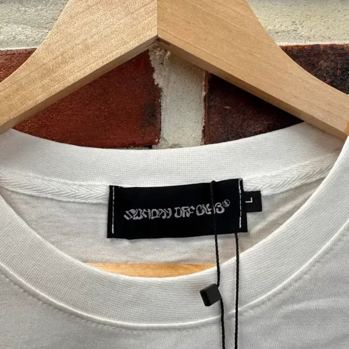 [BUNJANG] Sunday Off Club Short Sleeve T-Shirt (Size L) / (L)선데이오프클럽 반팔 숏슬리브 미착용 새상품