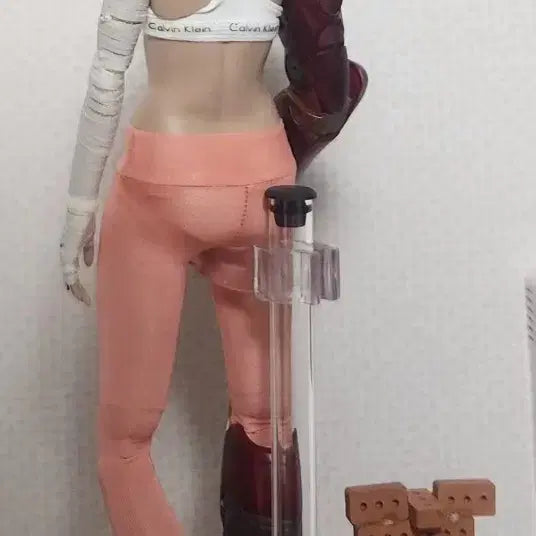 [BUNJANG] Hot Toys Pepper Potts Iron Man Arm Custom Weathered Battle Damage Figure / 핫토이 페퍼포츠 아이언맨팔 커스텀 와어망토추가