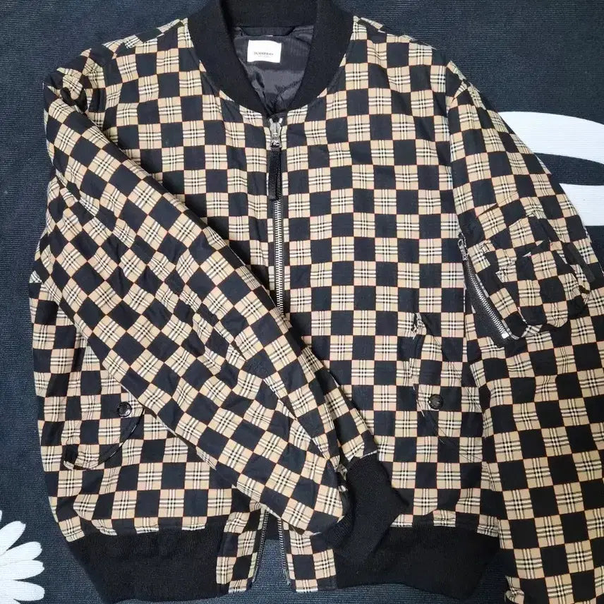 [BUNJANG] Burberry Check Pattern Bomber Jacket XL / 정품 버버리 체크 패턴 봄버 자켓 XL