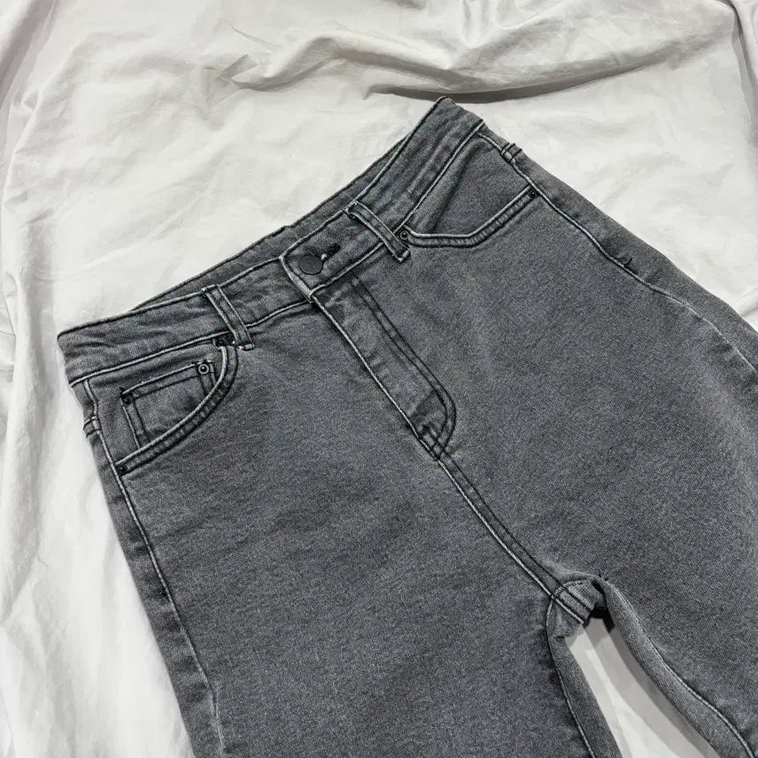 [BUNJANG] 297 Monster Semi-Bootcut Distressed Denim Pants / 297 Monster 세미부츠컷 데미지 데님 팬츠 그레이